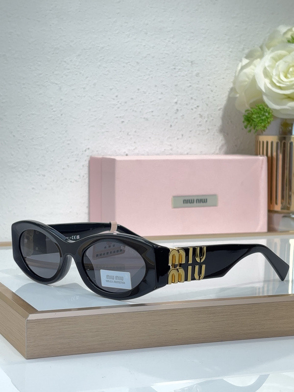 Miu Miu Sunglasses AAAA-1925