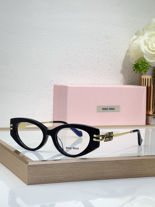 Miu Miu Sunglasses AAAA-1920