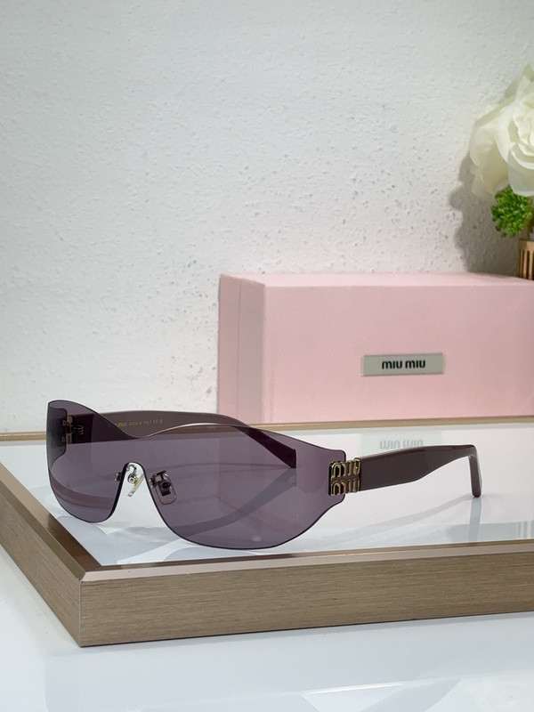 Miu Miu Sunglasses AAAA-1996