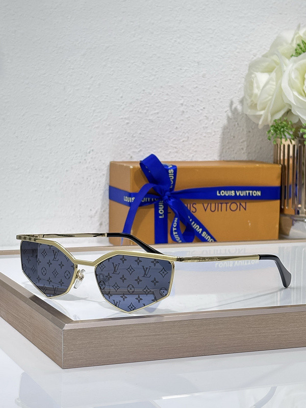 LV Sunglasses AAAA-6258