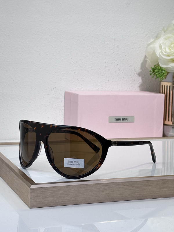 Miu Miu Sunglasses AAAA-2030