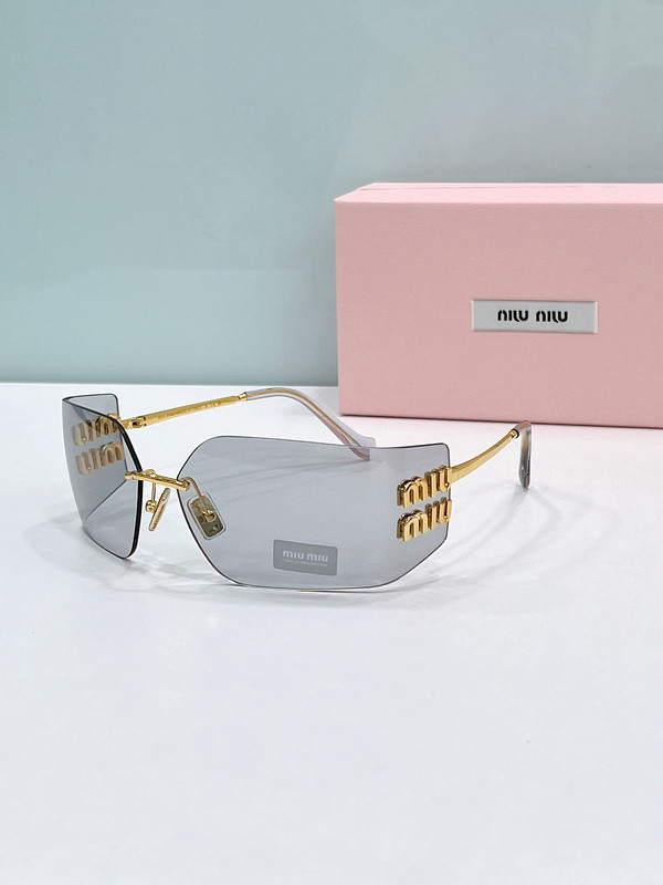 Miu Miu Sunglasses AAAA-1986
