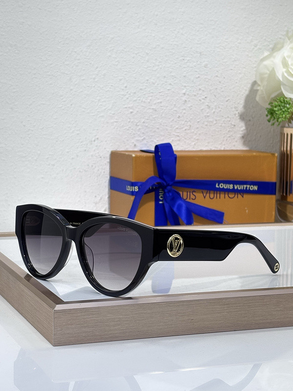 LV Sunglasses AAAA-6213