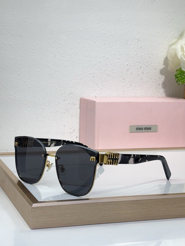 Miu Miu Sunglasses AAAA-2019