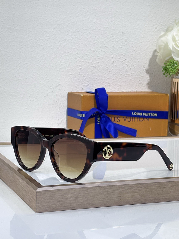 LV Sunglasses AAAA-6211