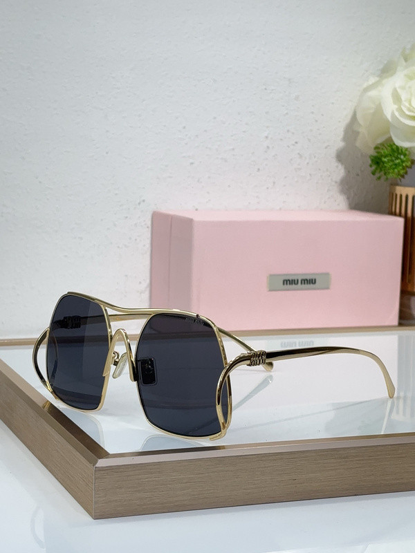 Miu Miu Sunglasses AAAA-1977