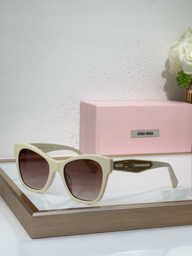 Miu Miu Sunglasses AAAA-2003