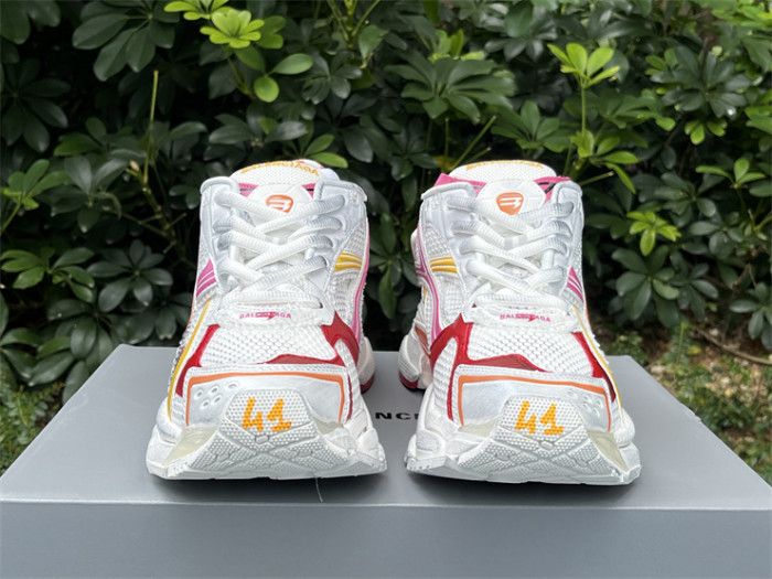 B 17FW Tripe-S High End Sneaker-658