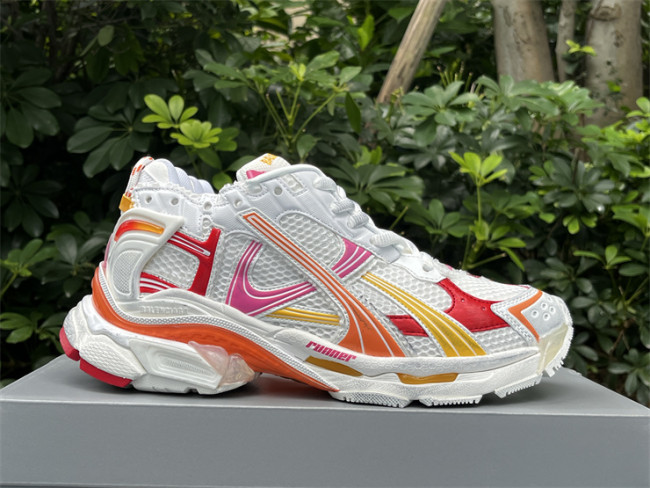 B 17FW Tripe-S High End Sneaker-658