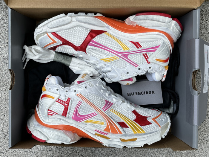 B 17FW Tripe-S High End Sneaker-658