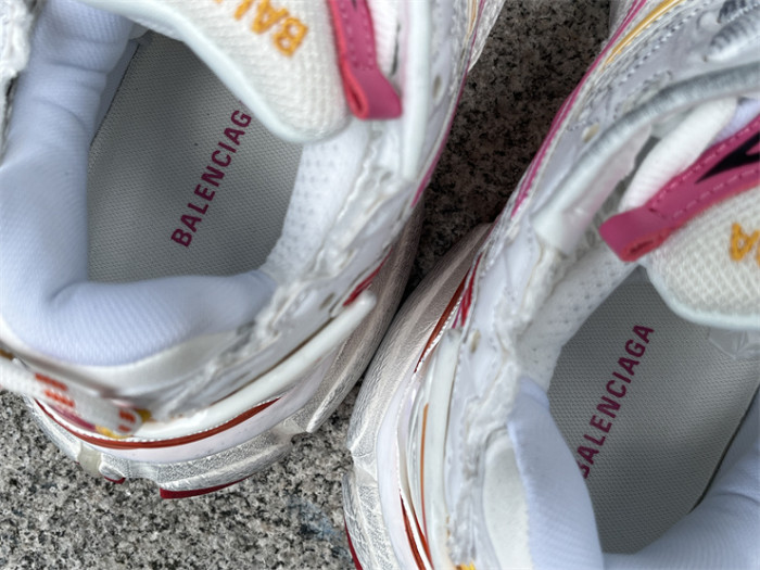 B 17FW Tripe-S High End Sneaker-658