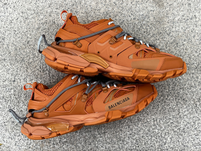 B 17FW Tripe-S High End Sneaker-661