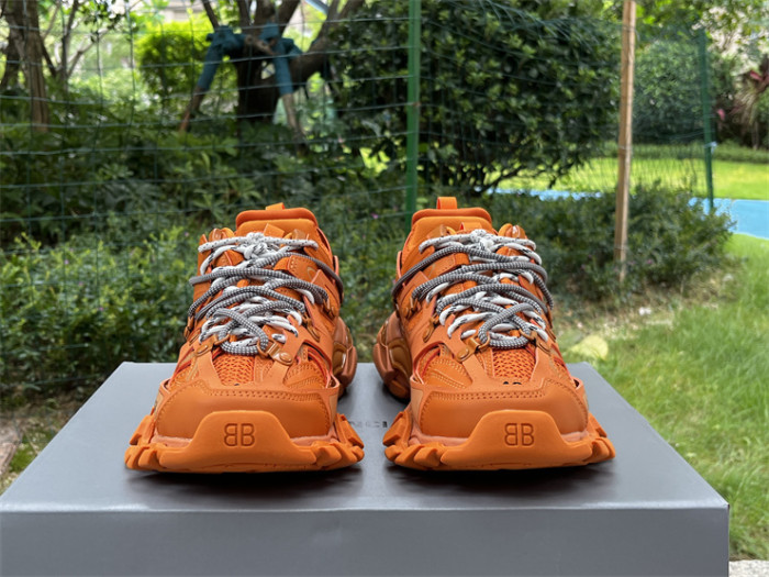 B 17FW Tripe-S High End Sneaker-661