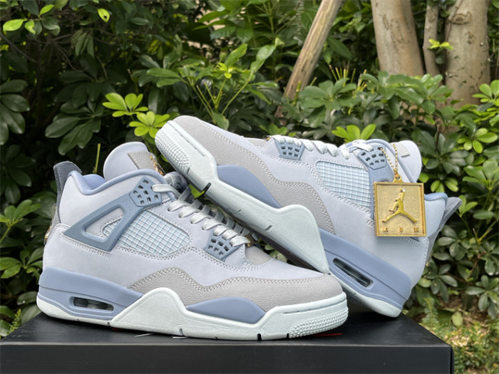 Authentic Air Jordan 4 “UNC” PE  2025