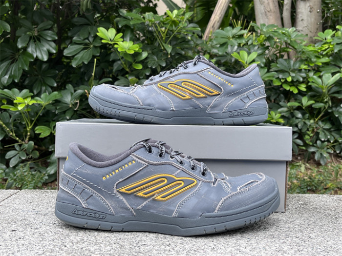 B 17FW Tripe-S High End Sneaker-662