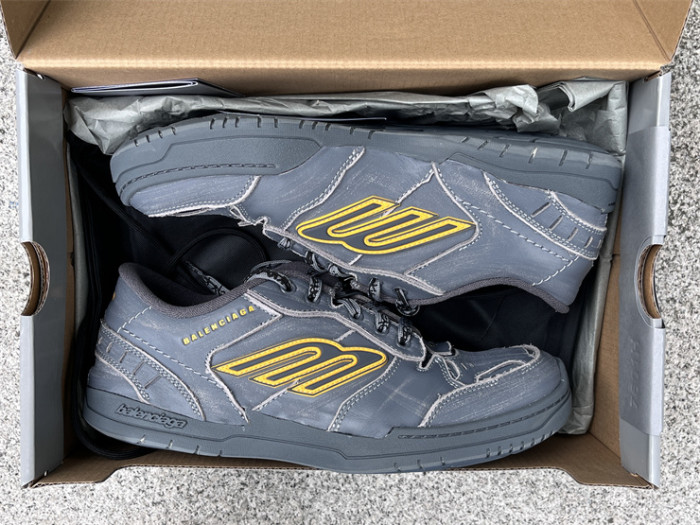 B 17FW Tripe-S High End Sneaker-662