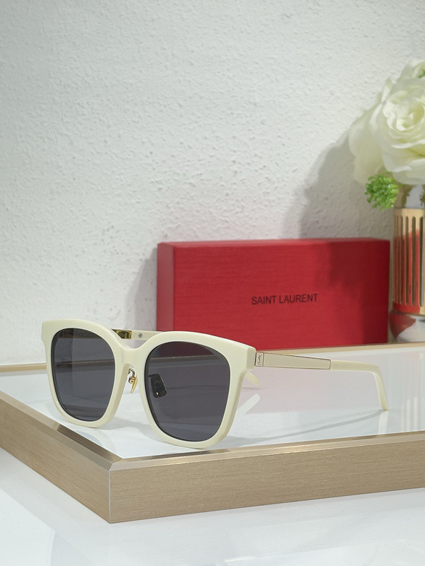 YL  Sunglasses AAAA-1326