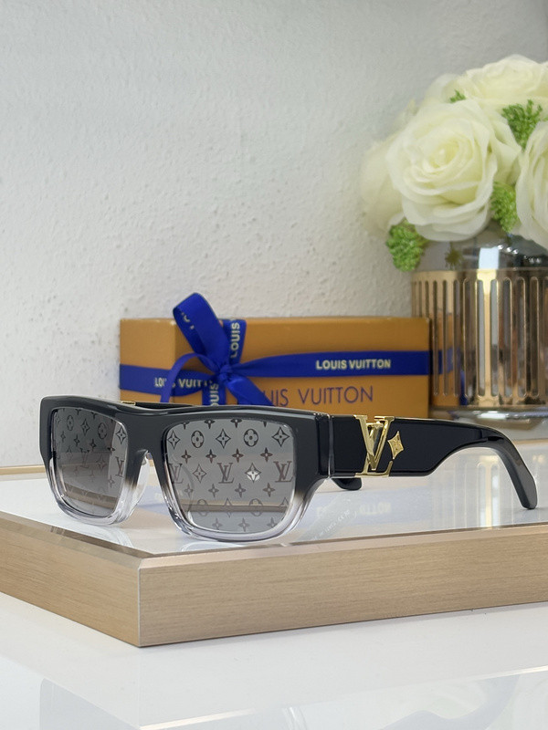 LV Sunglasses AAAA-6473
