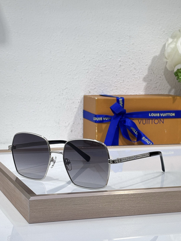 LV Sunglasses AAAA-6368