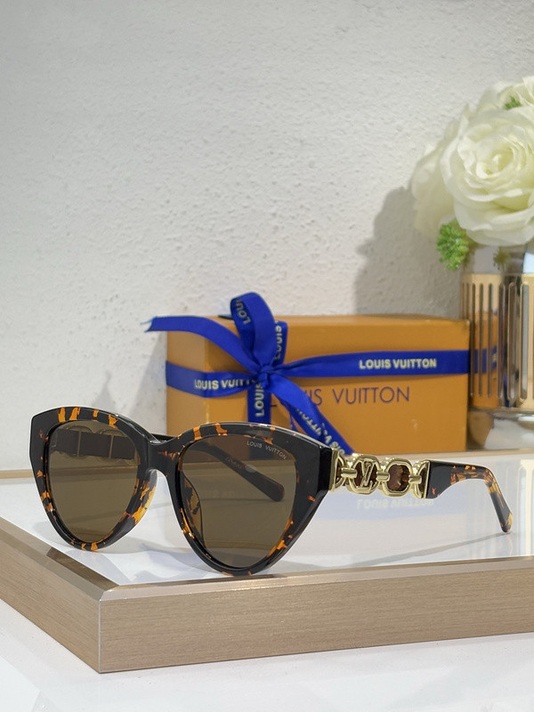 LV Sunglasses AAAA-6533