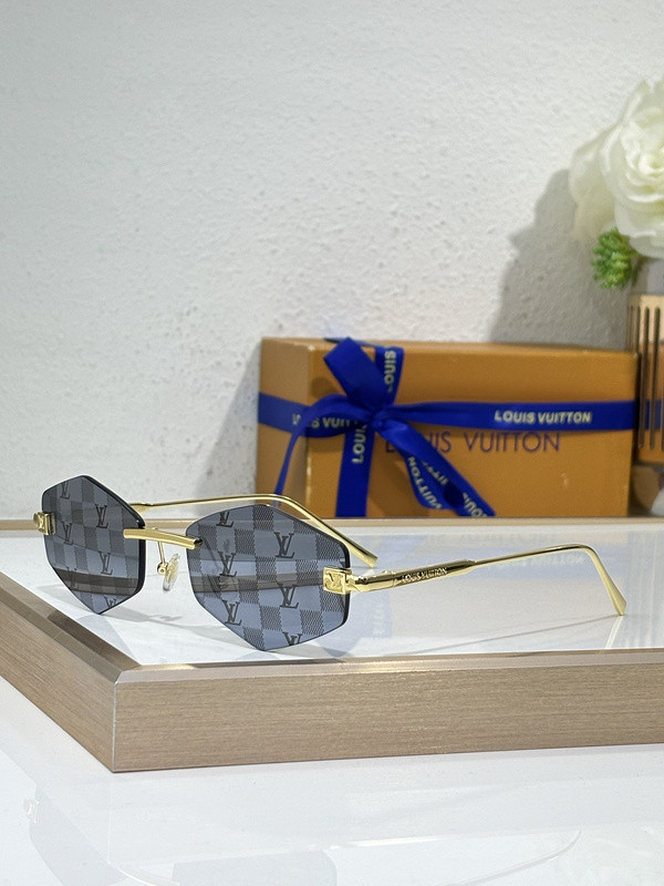 LV Sunglasses AAAA-6457