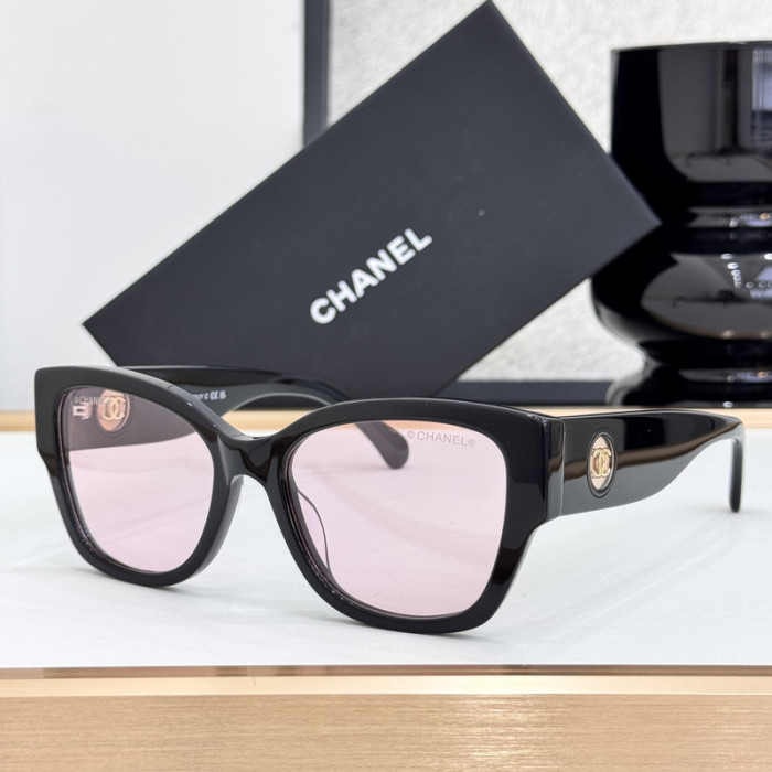 CHNL Sunglasses AAAA-5619