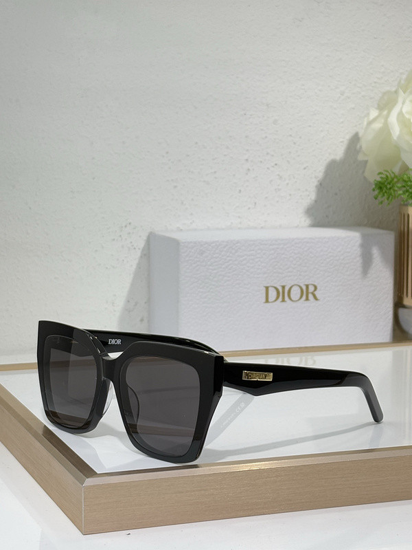 Dior Sunglasses AAAA-3810