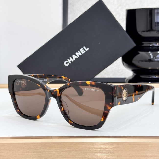 CHNL Sunglasses AAAA-5618
