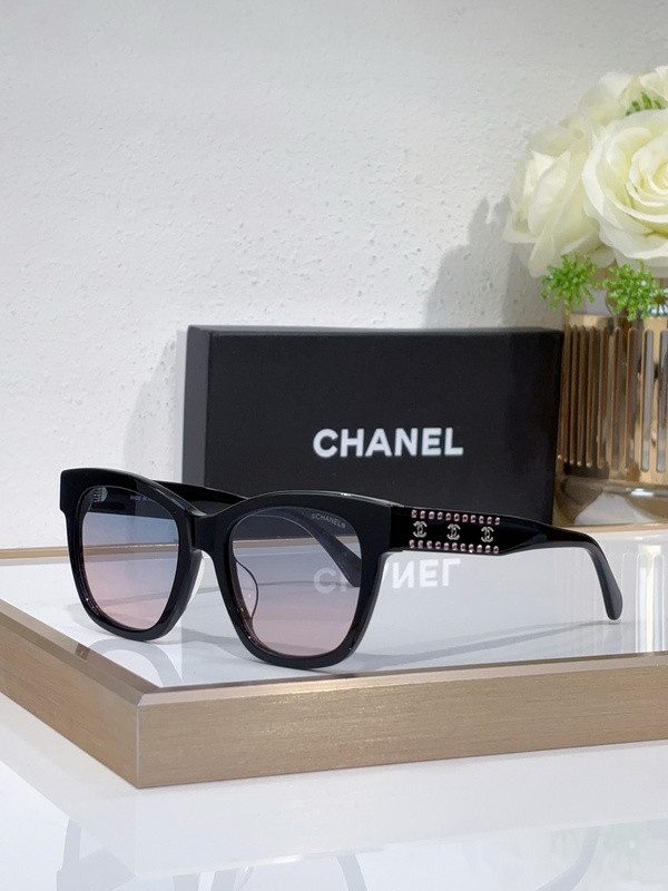 CHNL Sunglasses AAAA-5516