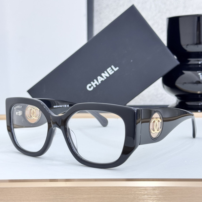 CHNL Sunglasses AAAA-5647