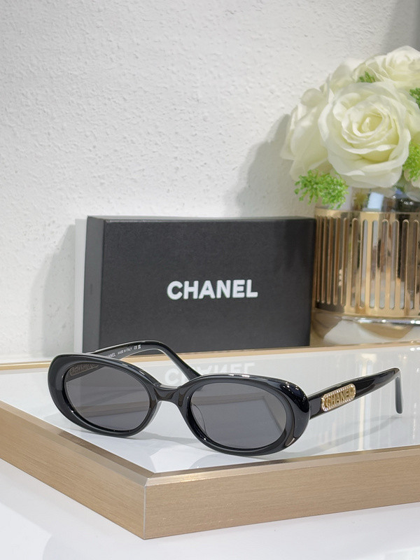 CHNL Sunglasses AAAA-5655