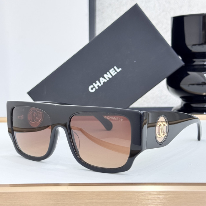 CHNL Sunglasses AAAA-5635