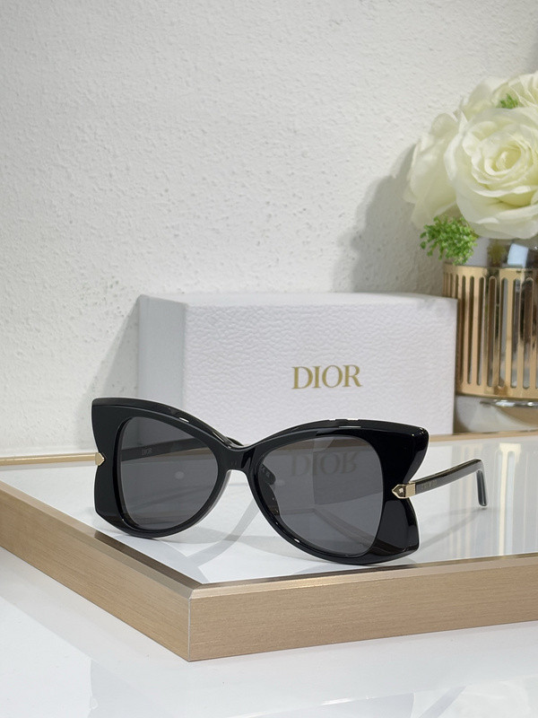 Dior Sunglasses AAAA-3866