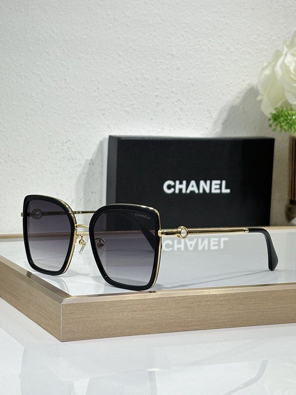 CHNL Sunglasses AAAA-5602
