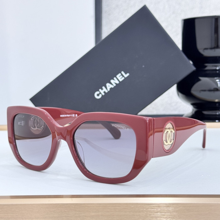 CHNL Sunglasses AAAA-5648