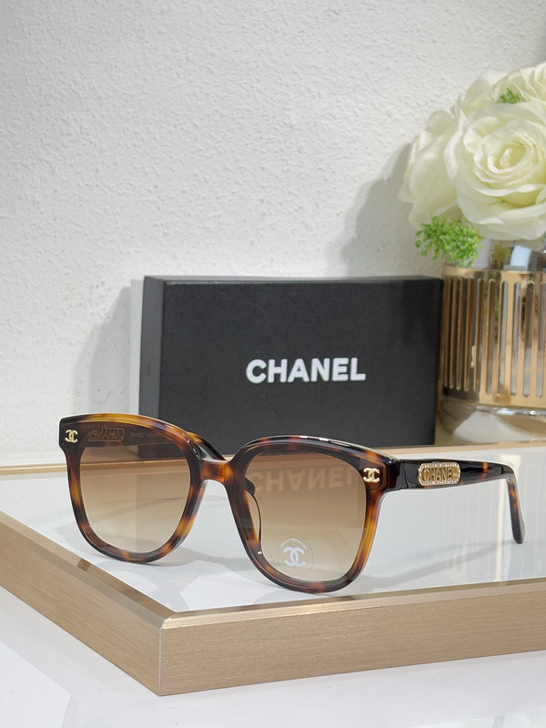 CHNL Sunglasses AAAA-5661