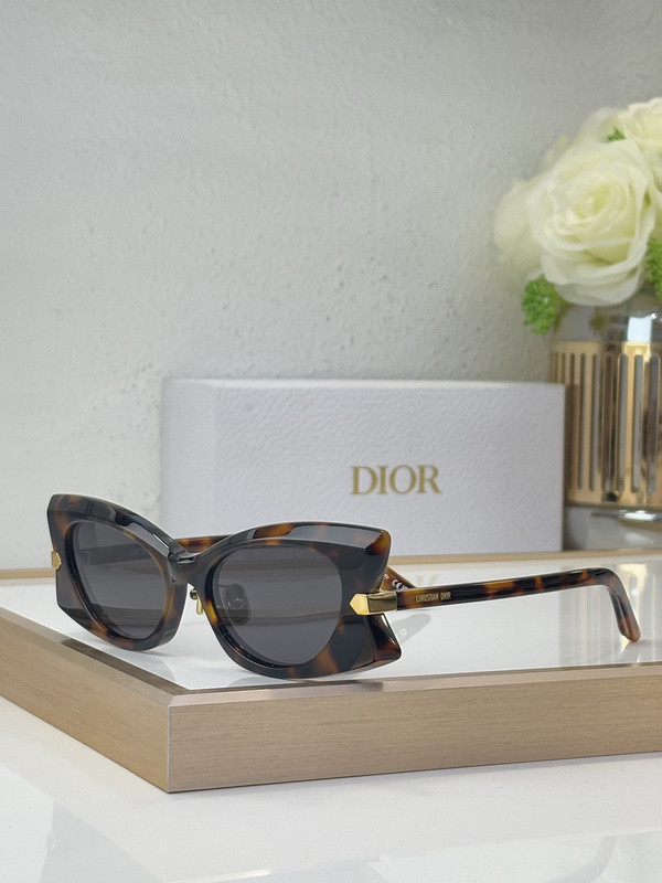 Dior Sunglasses AAAA-3747