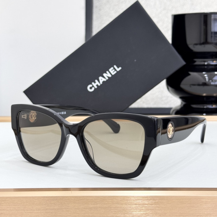 CHNL Sunglasses AAAA-5617