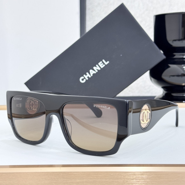 CHNL Sunglasses AAAA-5634
