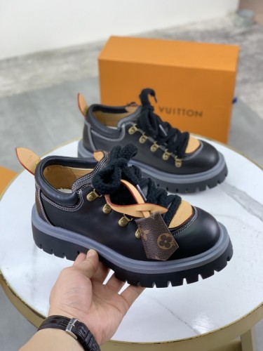 LV Men shoes 1：1 quality-5123