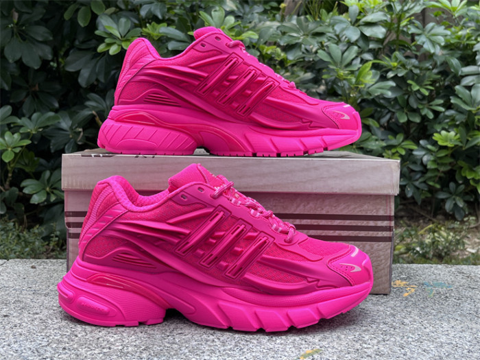 Pharrell Willams x AD Jellyfish-001