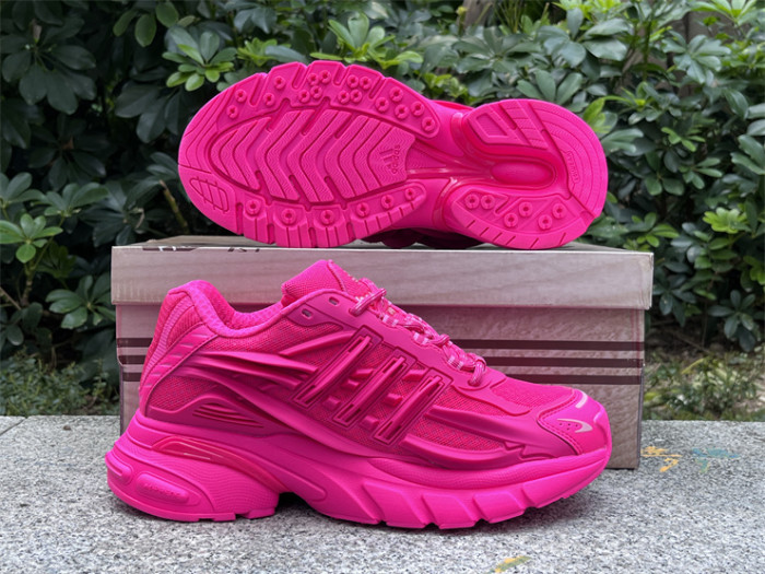 Pharrell Willams x AD Jellyfish-001