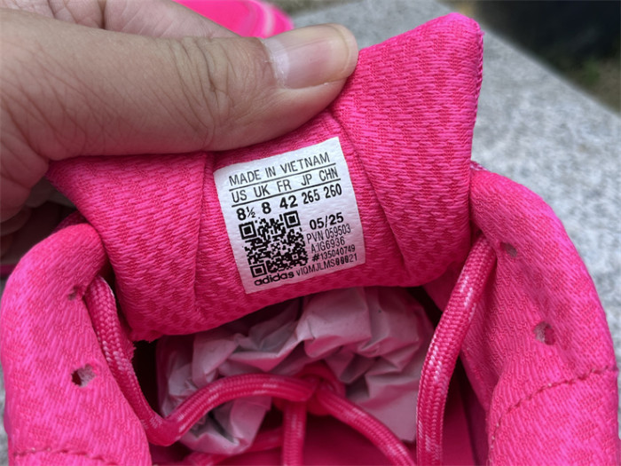 Pharrell Willams x AD Jellyfish-001