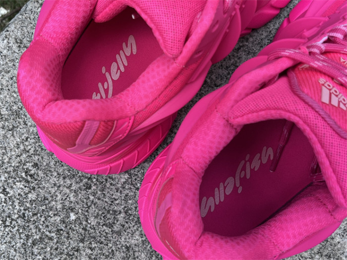 Pharrell Willams x AD Jellyfish-001