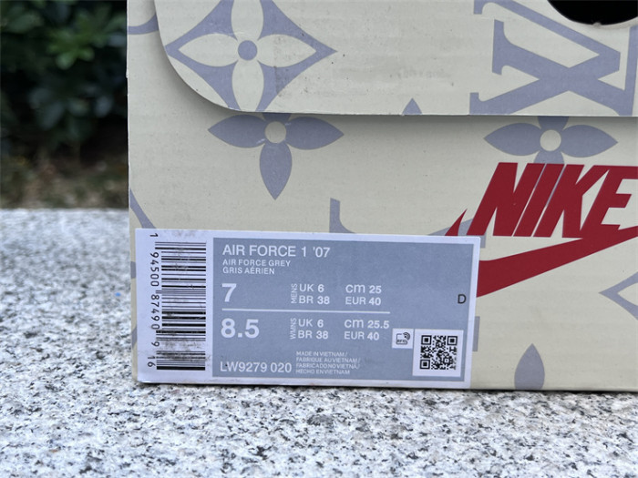 Authentic Nike Air Force-008