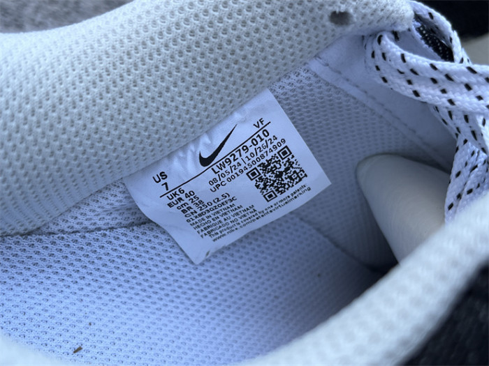 Authentic Nike Air Force-009