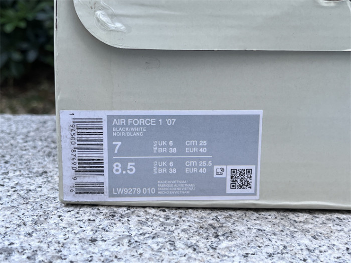 Authentic Nike Air Force-009