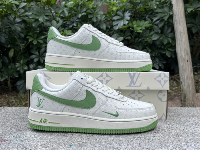 Authentic Nike Air Force-012