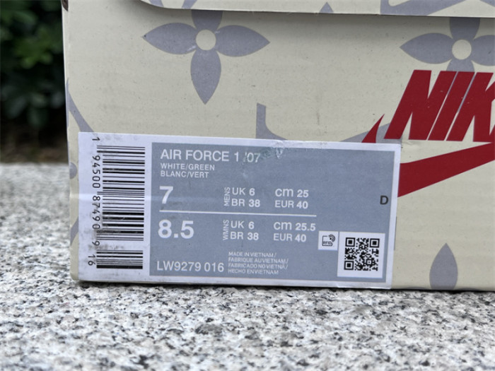 Authentic Nike Air Force-012