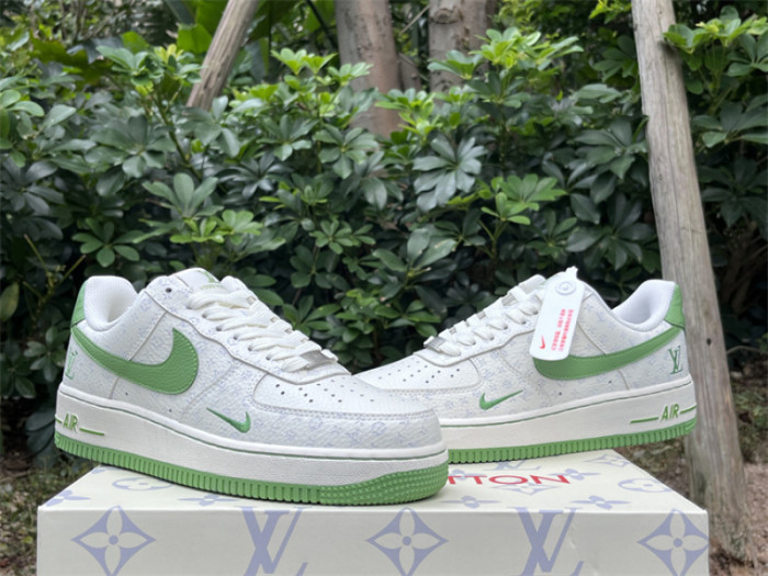 Authentic Nike Air Force-012